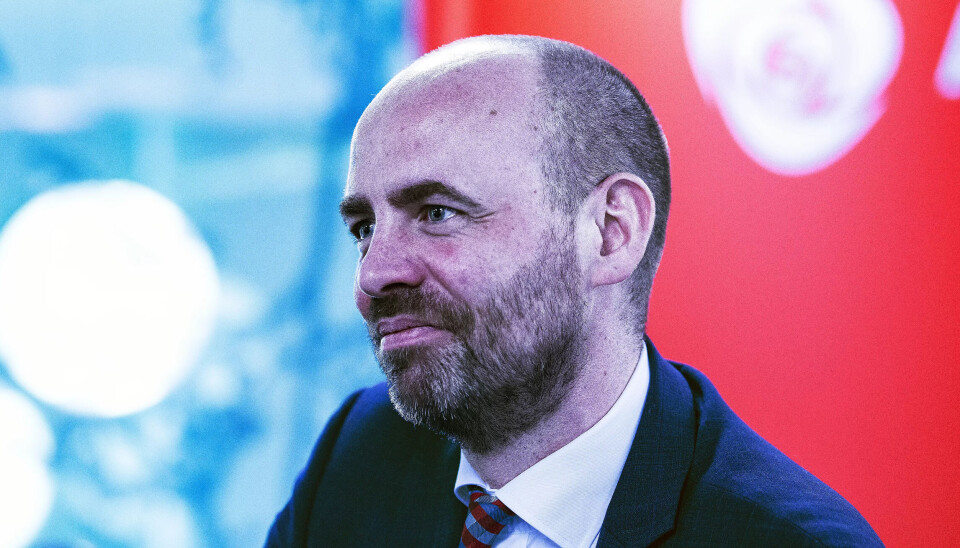 Arild Grande krever svar fra næringsminister Iselin Nybø (V) om Investinors deltakelse i appen til Vaskehjelp.no- Arild Grande krever svar fra næringsminister Iselin Nybø (V) om Investinors deltakelse i appen til Vaskehjelp.no-