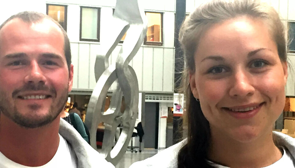 LIKE GODE: - Sykepleierforbundet har vært imot en utdanning med lavere kvalitet, men disse studentene får et ekstra semester og dermed blir kvaliteten opprettholdt, mener Ole Guren og Anna Fjeldbraaten og Ole Guren i NSF Student. LIKE GODE: - Sykepleierforbundet har vært imot en utdanning med lavere kvalitet, men disse studentene får et ekstra semester og dermed blir kvaliteten opprettholdt, mener Ole Guren og Anna Fjeldbraaten og Ole Guren i NSF Student.