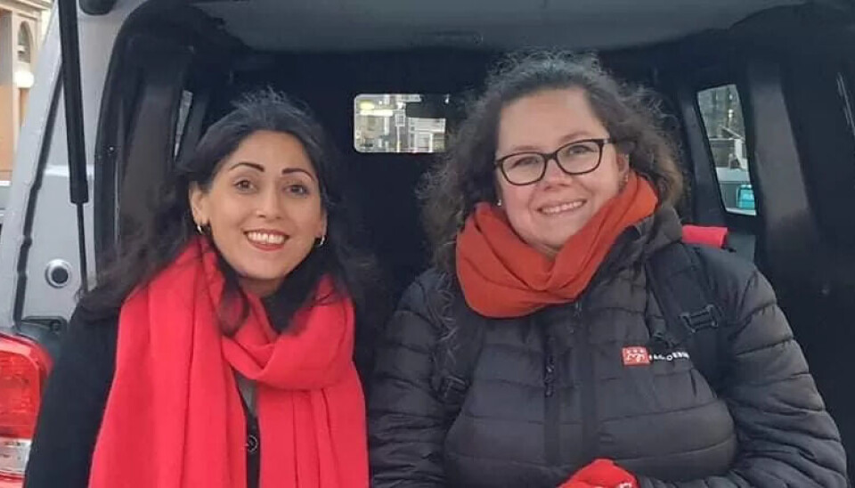 I BERGEN: Fauzia Hussain-Wiik, sammen med appellholder Solveig Irene Skjerve fra Fagforbundet i Fana. (Foto privat, gjengitt med tillatelse) I BERGEN: Fauzia Hussain-Wiik, sammen med appellholder Solveig Irene Skjerve fra Fagforbundet i Fana. (Foto privat, gjengitt med tillatelse)