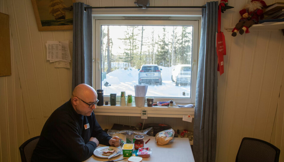 ENESTE KREMATØR: Lunsj på pauserommet. ENESTE KREMATØR: Lunsj på pauserommet.