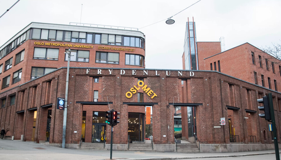 UTDANNING: Flere personer har søkt seg til sykepleierutdanningen. UTDANNING: Flere personer har søkt seg til sykepleierutdanningen.