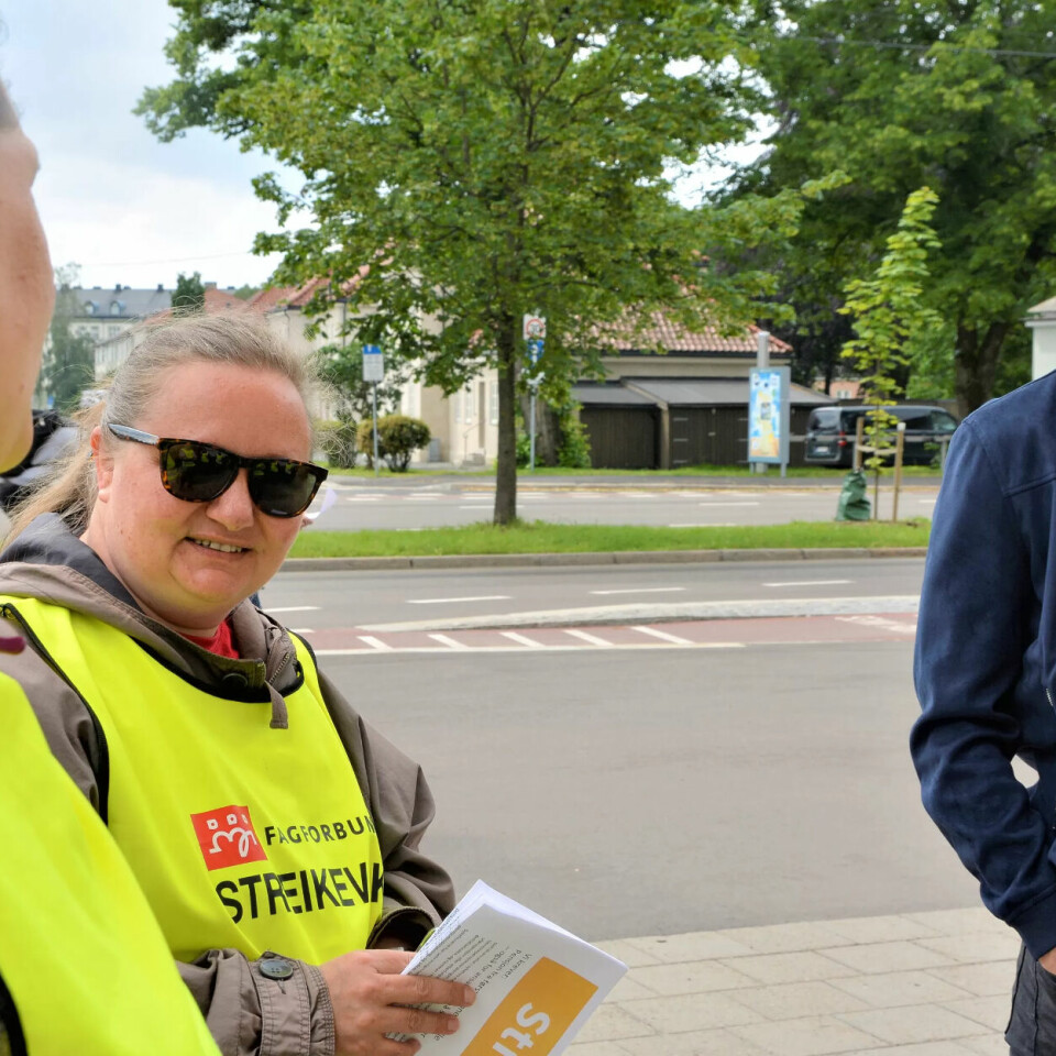 Bjørnar Moxnes (t.h) sier at døra til Rødt står åpen for samarbeid med Fagforbundet sentralt. Bjørnar Moxnes (t.h) sier at døra til Rødt står åpen for samarbeid med Fagforbundet sentralt.