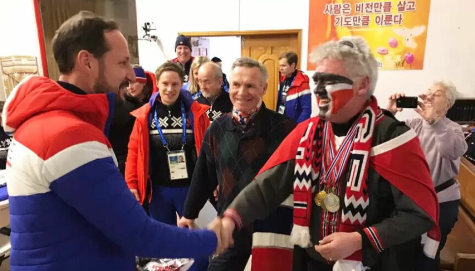 IDRETTSENTUSIAST: Morten Hagenstuen er Fagforbundets supersupporter. Pyeongchang er hans 13. OL som tilskuer. For noen dager siden fikk han også hilse på kronprinsen. IDRETTSENTUSIAST: Morten Hagenstuen er Fagforbundets supersupporter. Pyeongchang er hans 13. OL som tilskuer. For noen dager siden fikk han også hilse på kronprinsen.