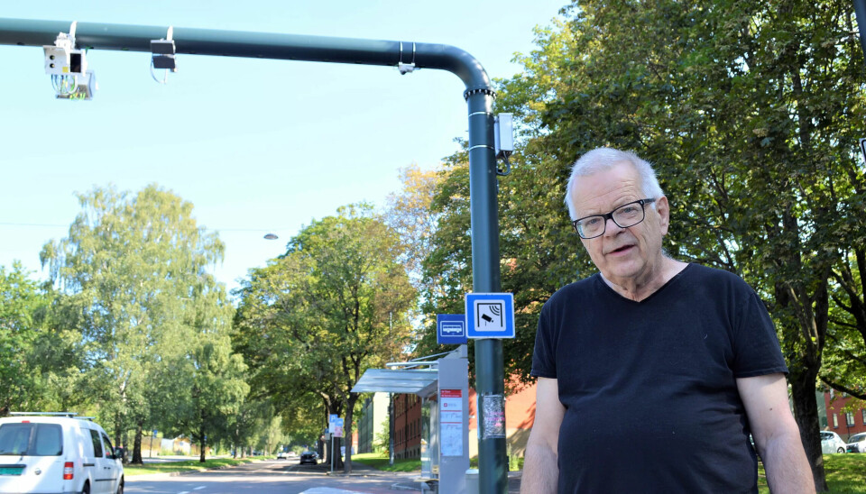 Bommene settes opp i full fart og mange går fremdeles glipp av store rabatter, advarer Harald Minken. Han mener politikerne ikke har informert innbyggerne godt Bommene settes opp i full fart og mange går fremdeles glipp av store rabatter, advarer Harald Minken. Han mener politikerne ikke har informert innbyggerne godt