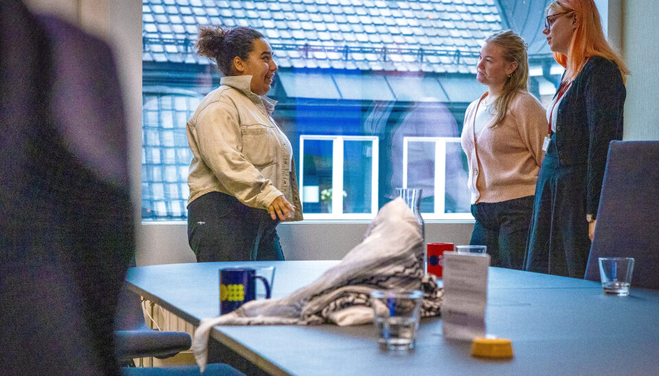 STERKT: Å høre de palestinske fagforeningskvinnenes historier gjorde inntrykk på (fra venstre) Ayat Saeid og ungdomsleder Caroline Iglebæk i Fellesforbundet, og Felicitas Scheffknecht i NTL Ung. STERKT: Å høre de palestinske fagforeningskvinnenes historier gjorde inntrykk på (fra venstre) Ayat Saeid og ungdomsleder Caroline Iglebæk i Fellesforbundet, og Felicitas Scheffknecht i NTL Ung.