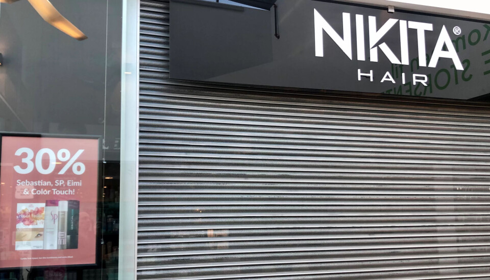 STENGT: Nikita-kjeden har tariffavtale med Fagforbundet og felles forståelse av regelverket. Men i mange stengte salonger diskuteres det nå hvordan lønna skal beregnes. STENGT: Nikita-kjeden har tariffavtale med Fagforbundet og felles forståelse av regelverket. Men i mange stengte salonger diskuteres det nå hvordan lønna skal beregnes.