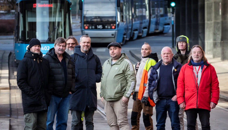 LAGET TRIKK: Geirr Cranner, HVO, Erling Dokken, leder personal og ledelsesklubben, Raymond Lorentzen, plasstillitsvalgt infrastruktur, Sebastian Haugland, tillitsvalgt trikken, Thomas Stave, klubbleder trikken, Martin Langsveen, tillitsvalgt verksted Rune Aasen, tidligere leder OSA, ,Harald Jeppesen, klubbleder verksted, Ola Floberg, leder OSA. LAGET TRIKK: Geirr Cranner, HVO, Erling Dokken, leder personal og ledelsesklubben, Raymond Lorentzen, plasstillitsvalgt infrastruktur, Sebastian Haugland, tillitsvalgt trikken, Thomas Stave, klubbleder trikken, Martin Langsveen, tillitsvalgt verksted Rune Aasen, tidligere leder OSA, ,Harald Jeppesen, klubbleder verksted, Ola Floberg, leder OSA.