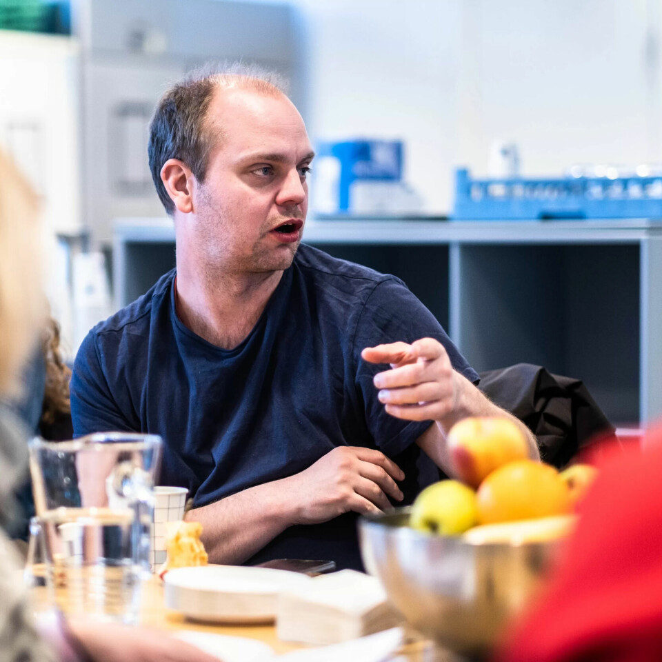 HELE VEIEN: Rødt krever at regjeringen står på sitt syn i saken: – Her er det bare å gå «all the way» i kampen mot en utidig innblanding i lokalt selvstyre i Norge, sier Kristjánsson. HELE VEIEN: Rødt krever at regjeringen står på sitt syn i saken: – Her er det bare å gå «all the way» i kampen mot en utidig innblanding i lokalt selvstyre i Norge, sier Kristjánsson.