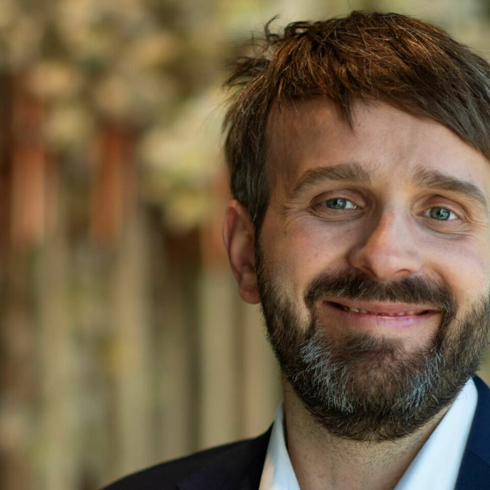 UNGE I SVING: Helseminister Jan Christian Vestre vil starte eit nasjonalt program til hausten: Alle unge utan arbeid vil få tilbod om jobb i helse og omsorg. UNGE I SVING: Helseminister Jan Christian Vestre vil starte eit nasjonalt program til hausten: Alle unge utan arbeid vil få tilbod om jobb i helse og omsorg.