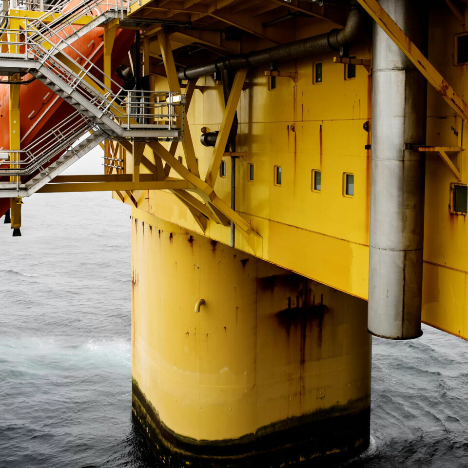 OLJEDEBATT: Det er uenighet om petroleumspolitikken innad i LO. På LO-kongressen i mai skal organisasjonen vedta ny politikk. OLJEDEBATT: Det er uenighet om petroleumspolitikken innad i LO. På LO-kongressen i mai skal organisasjonen vedta ny politikk.