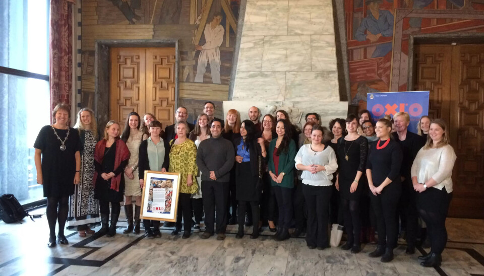 HEDRET: Folka i Refugees Welcome to Oslo ble hedret mes OXLO-prisen på 50.000 kroner. HEDRET: Folka i Refugees Welcome to Oslo ble hedret mes OXLO-prisen på 50.000 kroner.