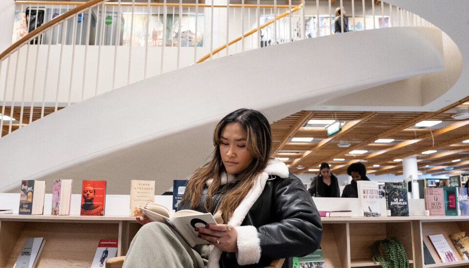 PÅFYLL: Trondheim folkebibliotek ble et fristed for Alquizar mens hun jobbet med å bli frisk. Her kunne hun fylle hodet med historier fra bøkene istedenfor urolige tanker. PÅFYLL: Trondheim folkebibliotek ble et fristed for Alquizar mens hun jobbet med å bli frisk. Her kunne hun fylle hodet med historier fra bøkene istedenfor urolige tanker.