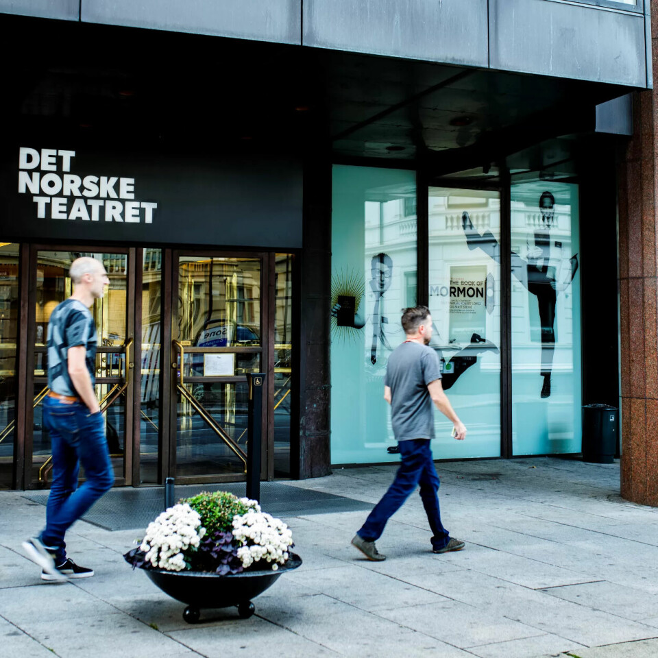 MILLIONER: Teatersjef Erik Ulfsby ved Det Norske Teatret i Oslo er fornøyd med at regjeringen setter av 15 millioner kroner i statsbudsjettet til dem. MILLIONER: Teatersjef Erik Ulfsby ved Det Norske Teatret i Oslo er fornøyd med at regjeringen setter av 15 millioner kroner i statsbudsjettet til dem.