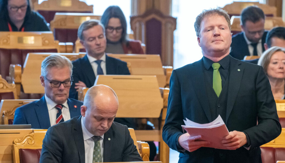 ØKER: Kommunalminister Sigbjørn Gjelsvik (t.h) og finansminister Trygve Slagsvold Vedum. ØKER: Kommunalminister Sigbjørn Gjelsvik (t.h) og finansminister Trygve Slagsvold Vedum.