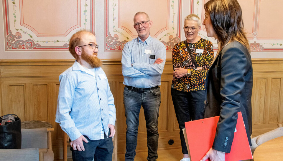 OM LIVET: Odin Hagen Gleditsch hadde med seg blant annet foreldrene Harald Gleditsch og Kjersti Hagen til møtet med Tonje Brenna, rett før helga. OM LIVET: Odin Hagen Gleditsch hadde med seg blant annet foreldrene Harald Gleditsch og Kjersti Hagen til møtet med Tonje Brenna, rett før helga.