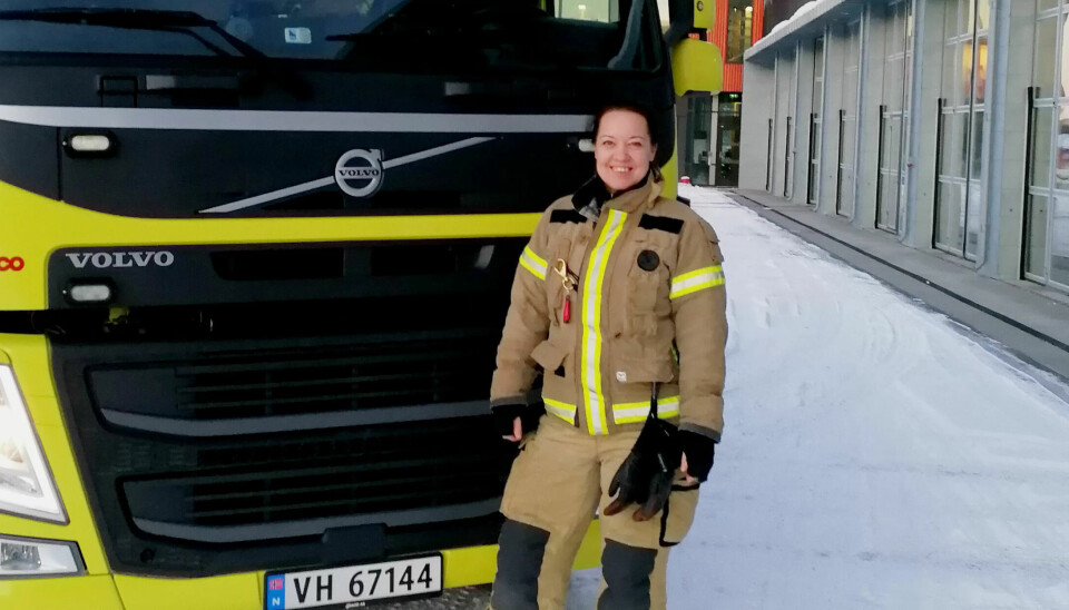BRANNKONSTABEL: Lill-Marit Overvik er styreleder i Nettverk for kvinner i brann og redning BRANNKONSTABEL: Lill-Marit Overvik er styreleder i Nettverk for kvinner i brann og redning