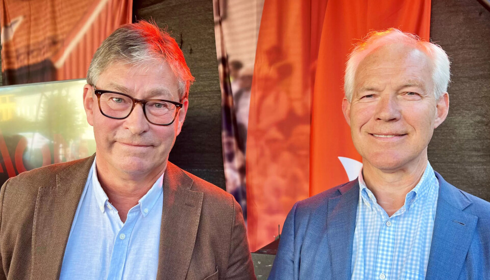BARKET SAMMEN: Under Arendalsuka møttes Storebrands Jon Hippe (t.v.) og KLPs Sverre Thornes. I kulissene pågår et intenst påvirkningsarbeid, viser Fagbladets innsyn. BARKET SAMMEN: Under Arendalsuka møttes Storebrands Jon Hippe (t.v.) og KLPs Sverre Thornes. I kulissene pågår et intenst påvirkningsarbeid, viser Fagbladets innsyn.