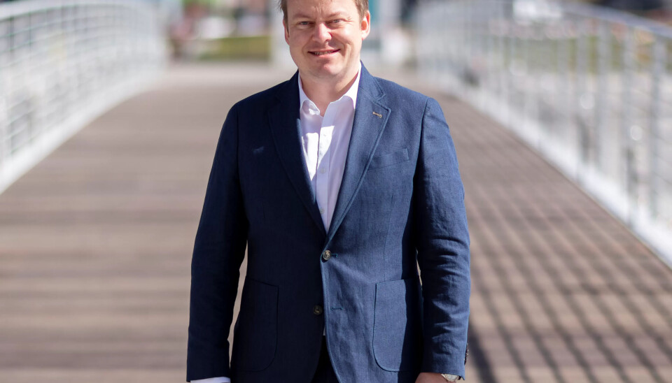 Frp har ennå ikke tatt stilling til regjeringens forslag om å fjerne plikten til å gå av ved særaldersgrensene, forteller Erlend Wiborg. Frp har ennå ikke tatt stilling til regjeringens forslag om å fjerne plikten til å gå av ved særaldersgrensene, forteller Erlend Wiborg.