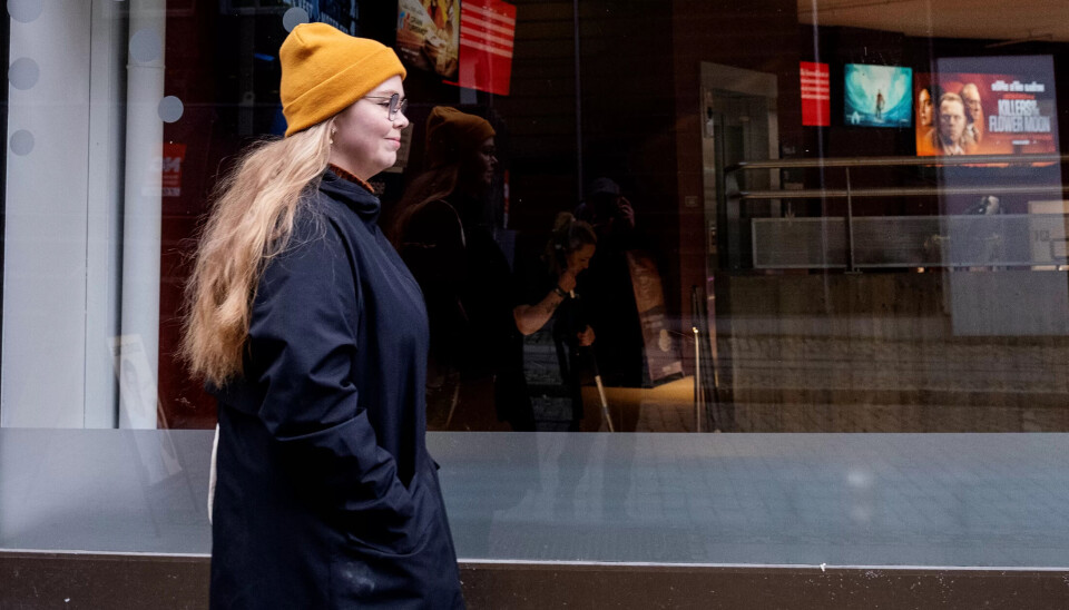 JOBBER PÅ: Ida Nybroen i Trondheim kino etterlyser bedre hjelp og kunnskap innenfor private tariffområder. JOBBER PÅ: Ida Nybroen i Trondheim kino etterlyser bedre hjelp og kunnskap innenfor private tariffområder.