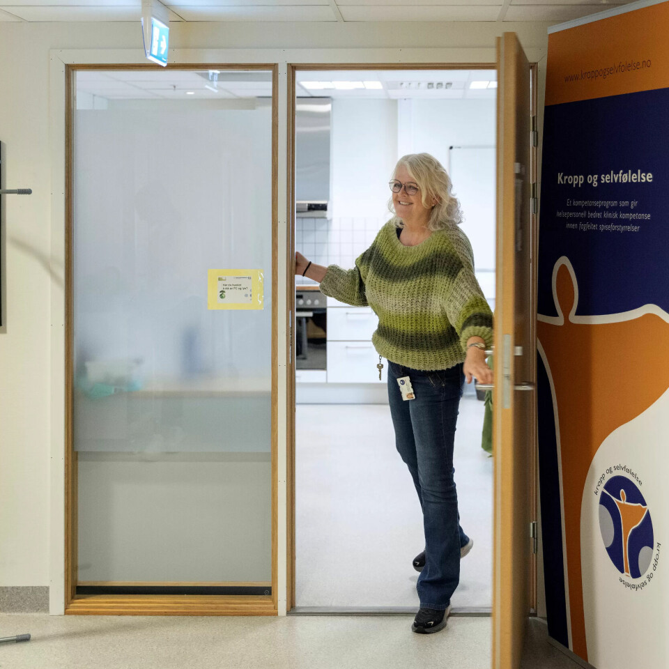 ÅPEN DØR: Psykiatrisk sykepleier Grete Aatlo Kvaal og resten av teamet har alltid en åpen dør og en åpen telefonlinje. ÅPEN DØR: Psykiatrisk sykepleier Grete Aatlo Kvaal og resten av teamet har alltid en åpen dør og en åpen telefonlinje.