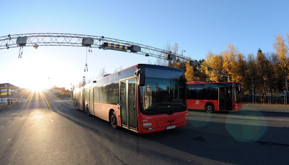 STOR, STØRRE, STØRST: Unibuss er størst, men overtar nå to store anbudsområder. Det kommunalt eide selskapet blir dominerende. STOR, STØRRE, STØRST: Unibuss er størst, men overtar nå to store anbudsområder. Det kommunalt eide selskapet blir dominerende.