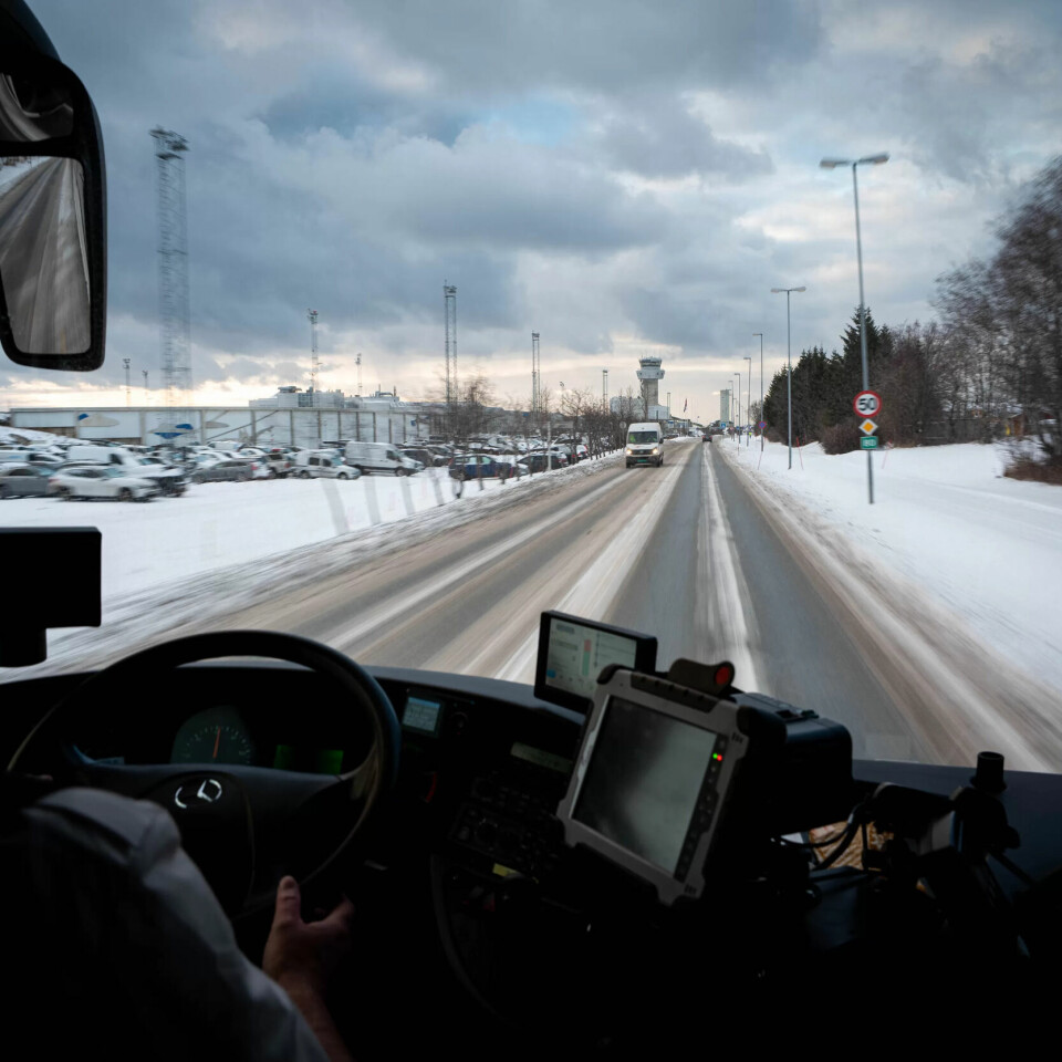 Siden 1. november 2019 har Danmark hatt en grense på maksimalt sju påfølgende dager med kabotasjekjøring før bussene må ut av landet i minst 30 dager. Siden 1. november 2019 har Danmark hatt en grense på maksimalt sju påfølgende dager med kabotasjekjøring før bussene må ut av landet i minst 30 dager.