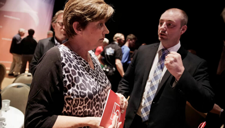 LO-leder Gerd Kristiansen varsler aksjoner dersom ikke arbeidsminister Robert Eriksson tar hensyn til LOs synspunkter når han utformer sine endelige forslag til endirnger i arbeidsmiljøloven. LO-leder Gerd Kristiansen varsler aksjoner dersom ikke arbeidsminister Robert Eriksson tar hensyn til LOs synspunkter når han utformer sine endelige forslag til endirnger i arbeidsmiljøloven.