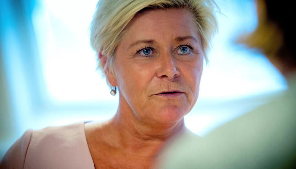 Siv Jensen er uønsket i Sarpsborg av egne partimedlemmer. Siv Jensen er uønsket i Sarpsborg av egne partimedlemmer.
