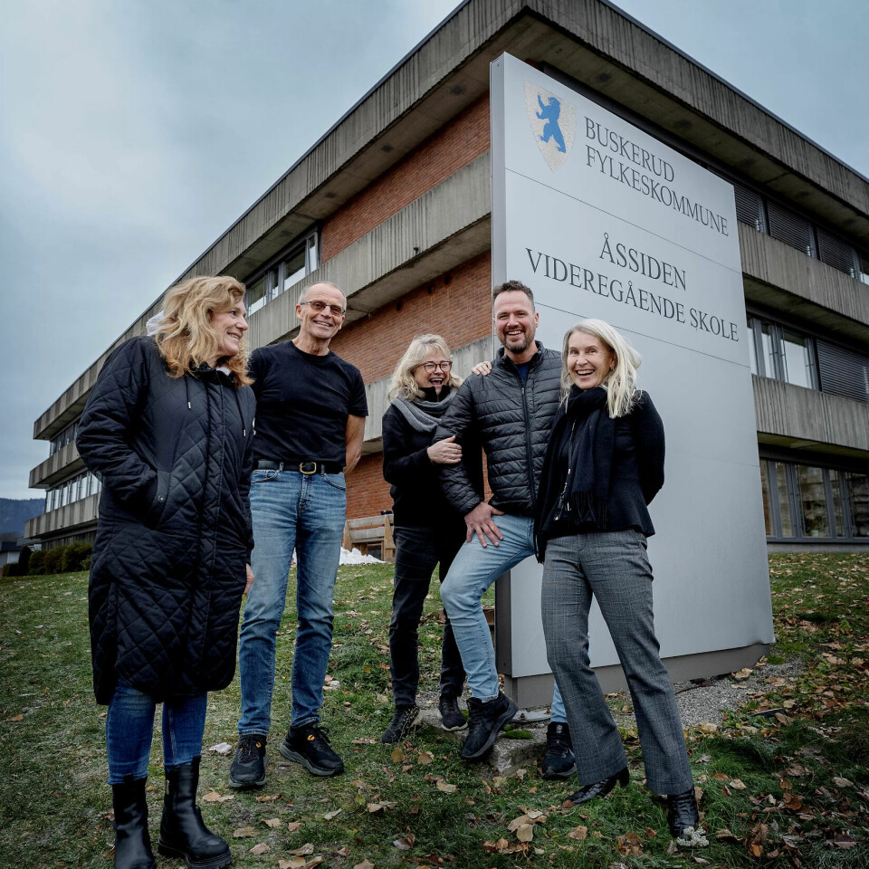 GLAD OG STOLT AKAN-VINNER: F.v. Elisabeth Mørch, Per Trondsen, Gunn-Kari Bakke, Glenn Steen-Haugen og Ann-Mari Henriksen. GLAD OG STOLT AKAN-VINNER: F.v. Elisabeth Mørch, Per Trondsen, Gunn-Kari Bakke, Glenn Steen-Haugen og Ann-Mari Henriksen.