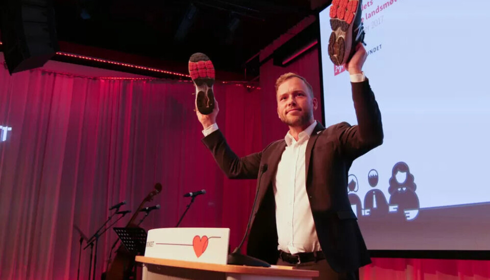 KLAR: Audun Lysbakken tok med seg joggesko og er klar for joggetur og invitasjonen til Mette Nord langs Akerselva. KLAR: Audun Lysbakken tok med seg joggesko og er klar for joggetur og invitasjonen til Mette Nord langs Akerselva.