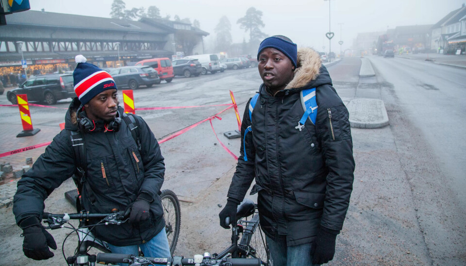 TRIVES: Brødrene Emmanuel og Joseph Ruchekeri er allerede bosatt i Evje og Hornnes. Nå får de selskap av enda 200 flyktninger. TRIVES: Brødrene Emmanuel og Joseph Ruchekeri er allerede bosatt i Evje og Hornnes. Nå får de selskap av enda 200 flyktninger.