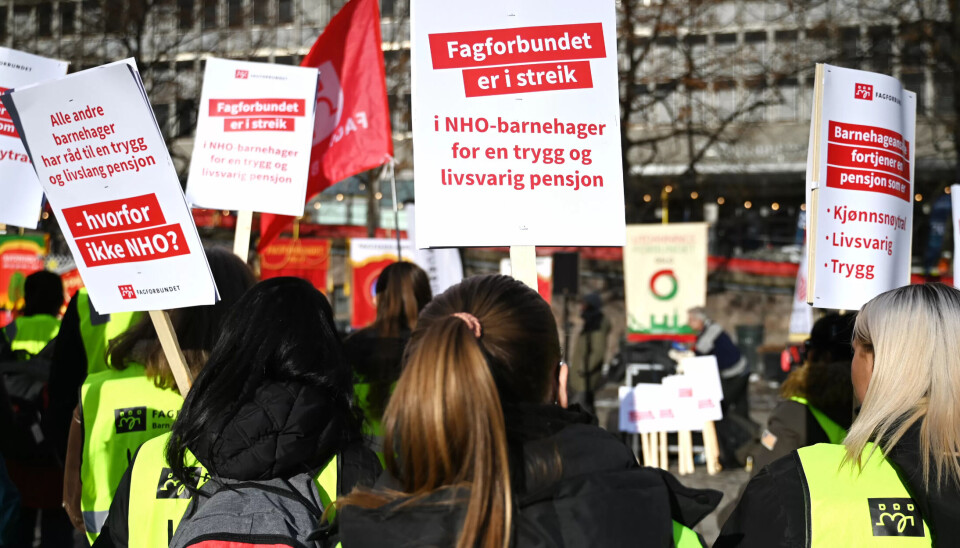 Nå skal de barnehageansatte tilbake på jobb. Se hva de ble enige om