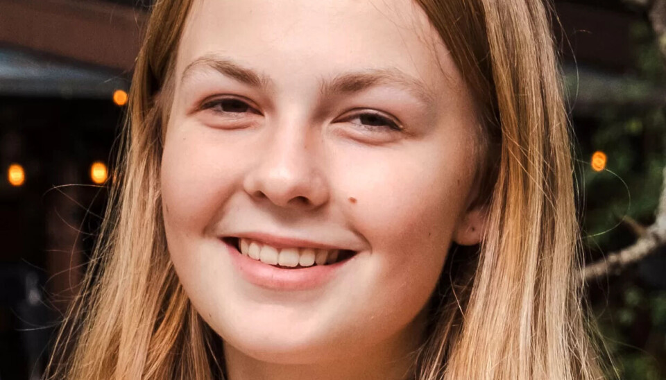 YNGSTE POLITIKER: Jenny Alvestad Aarnes fyller 18 år 27. desember og er listetoppen til Sosialistisk Venstreparti i Haram kommune. Ho ligg an til å bli den yngste folkevalde politikaren i landet. YNGSTE POLITIKER: Jenny Alvestad Aarnes fyller 18 år 27. desember og er listetoppen til Sosialistisk Venstreparti i Haram kommune. Ho ligg an til å bli den yngste folkevalde politikaren i landet.
