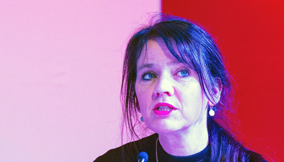 – Det er svært beklagelig at Fagforbundet velger å ta sine sju medlemmer ved Røde Kors Haugland Rehabiliteringssenter ut i streik i et forsøk på å definere hvilken pensjonsordning som skal gjelde for alle de rundt 90 ansatte ved virksomheten., sier Anne-Kari Bratten. – Det er svært beklagelig at Fagforbundet velger å ta sine sju medlemmer ved Røde Kors Haugland Rehabiliteringssenter ut i streik i et forsøk på å definere hvilken pensjonsordning som skal gjelde for alle de rundt 90 ansatte ved virksomheten., sier Anne-Kari Bratten.