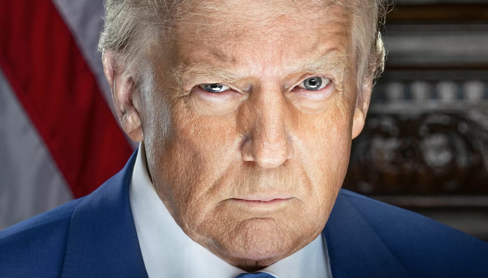 SELVBILDE: Donald Trumps offisielle presidentportrett framstiller ham ikke akkurat som en mild og tillitvekkende mann.