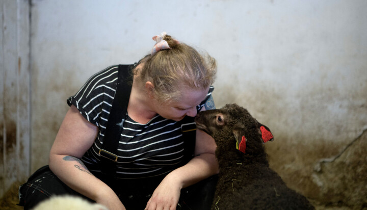 ERFARING: Anne Emilie fikk store omsorgsoppgaver tidlig i livet. Det har gitt erfaringer på godt og vondt.