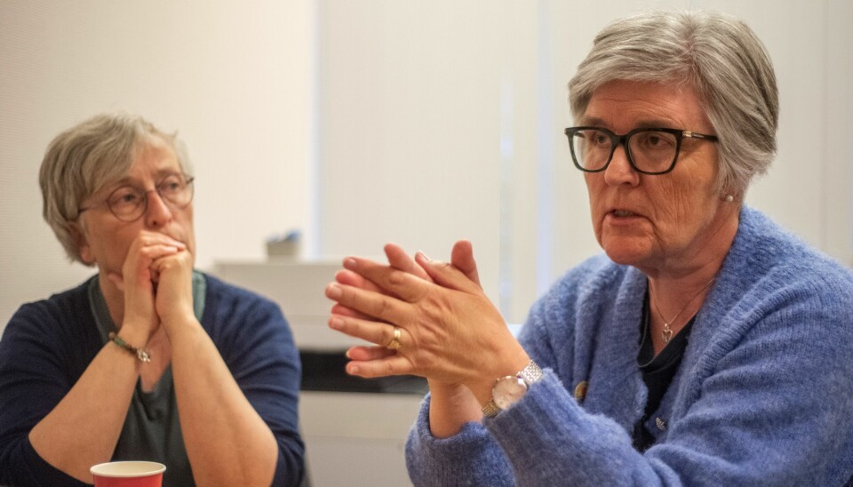 NØDVENDIG: – Jeg hadde ikke klart dette uten henne, sier Kirsti Bergquist om Fagforbundets Anita Vestad (t.h.), og hjelpen hun har gitt i saken.
