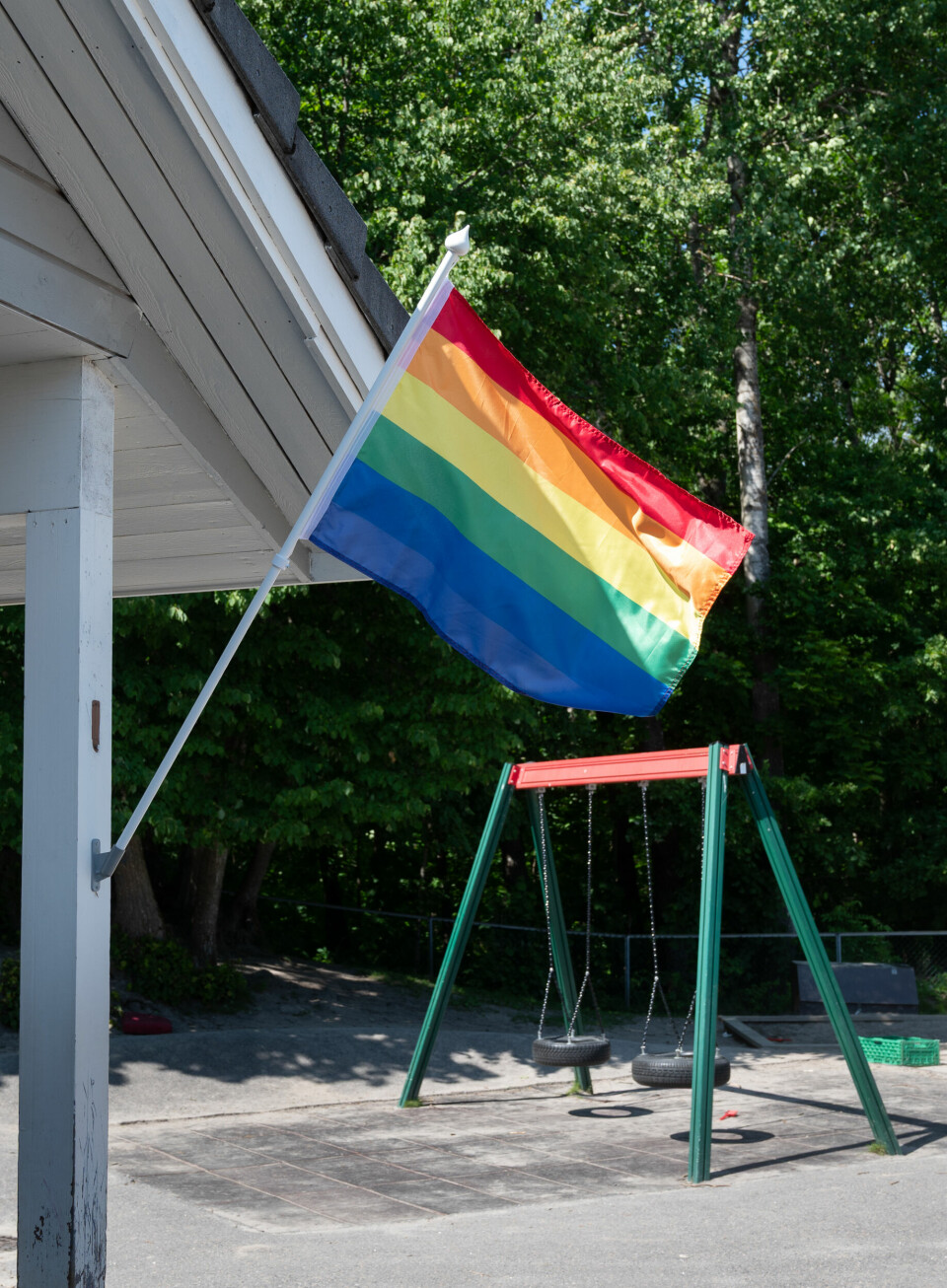 SELVFØLGE Å FLAGGE: I Horten flagger alle kommunale barnehager og skoler. Her får flaggene henge i fred.
