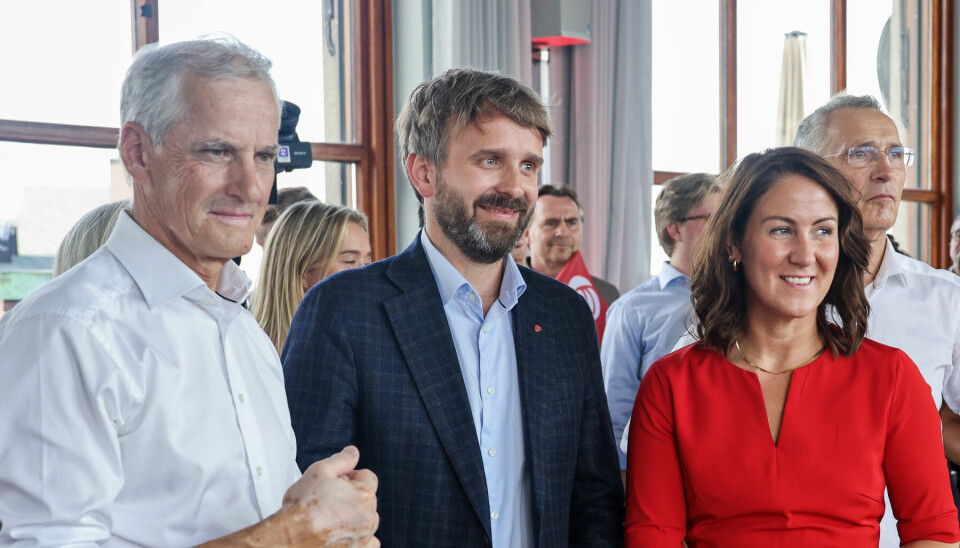 LEKKER: Statsminister Jonas Gahr Støre, helse- og omsorgsminister Jan Christian Vestre og arbeid- og inkluderingsminister Tonje Brenna under valgkampstarten. Nå lekker statsrådene litt fra neste års statsbudsjett, der de vil sette av penger til rekruttering til helsesektoren.