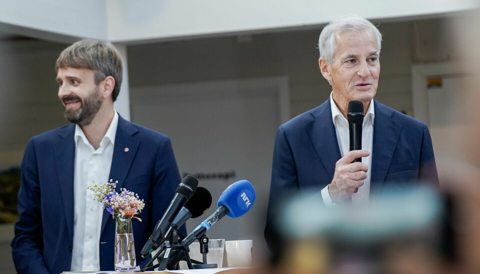 LOVNAD: Statsminister Jonas Gahr Støre (Ap) og helse- og omsorgsminister Jan Christian Vestre (Ap) kom med budsjettlekkasjen da de onsdag presenterte Arbeiderpartiets nye eldreløfte.