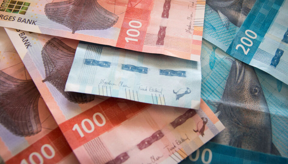 LAVERE: Norges Bank tror på lavere lønnsvekst.