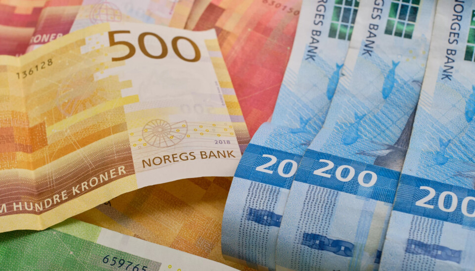 JOBBE LENGER: Snart øker pensjonsalderen. Det betyr at de fleste jobbe må jobbe lenger enn før.