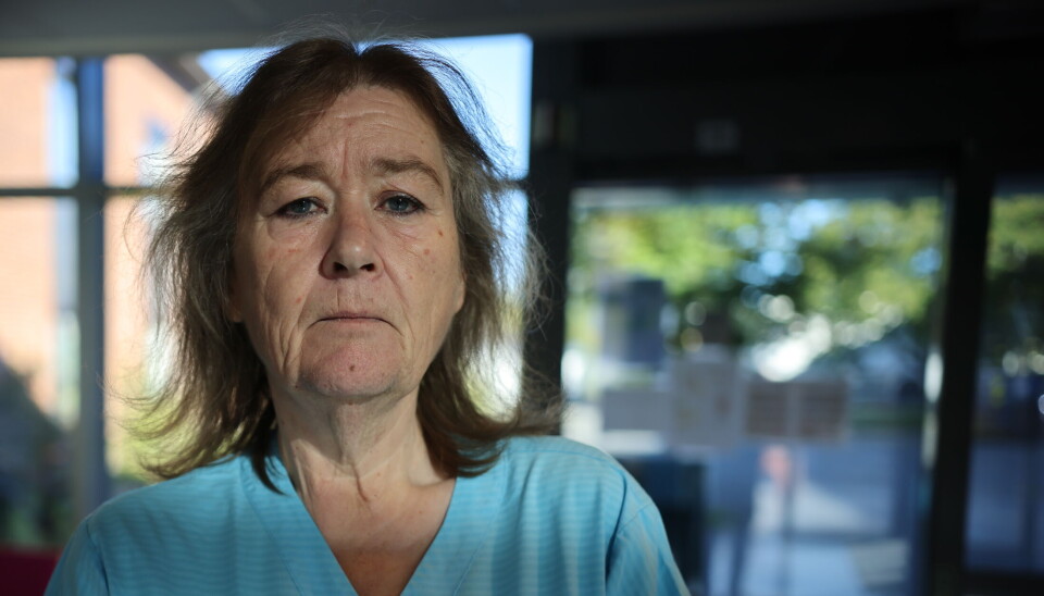 VASKERI: Heidi Olsen har jobba i vaskeri sidan 8. klasse. Ho er ei av dei som kan bli flytta frå kommunen og over i eit privat selskap.