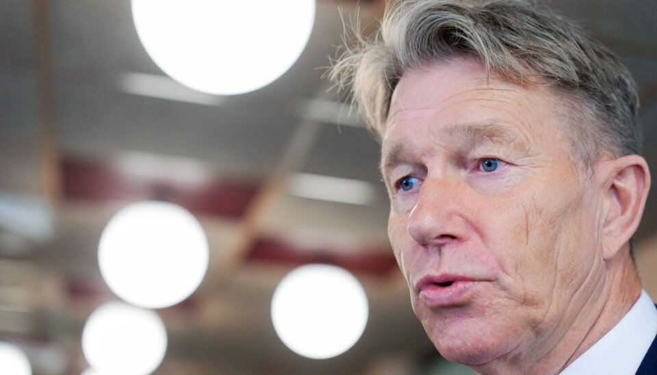 JA: Energiminister Terje Aasland bor til vanlig i det aller dyreste prisområdet for strøm – NO2. Han sier ja takk til norgespris.