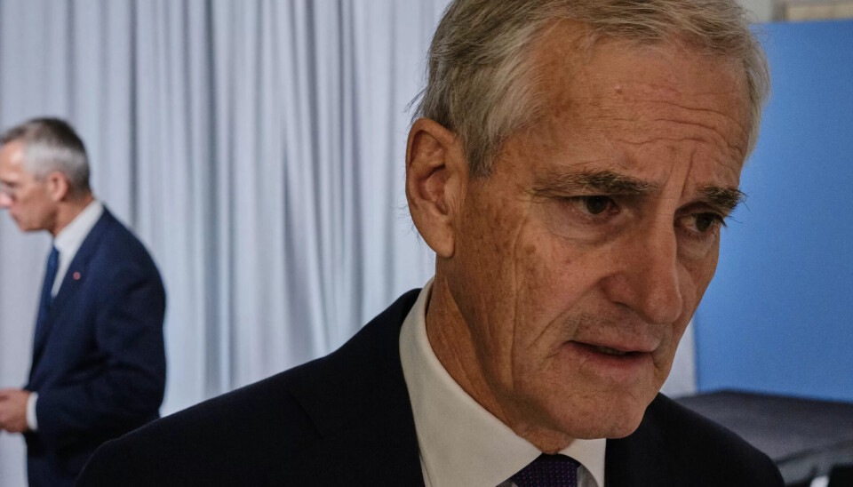 MISNØYE: Folk er ikke fornøyde med Jens Stoltenberg og Jonas Gahr Støre om dagen.