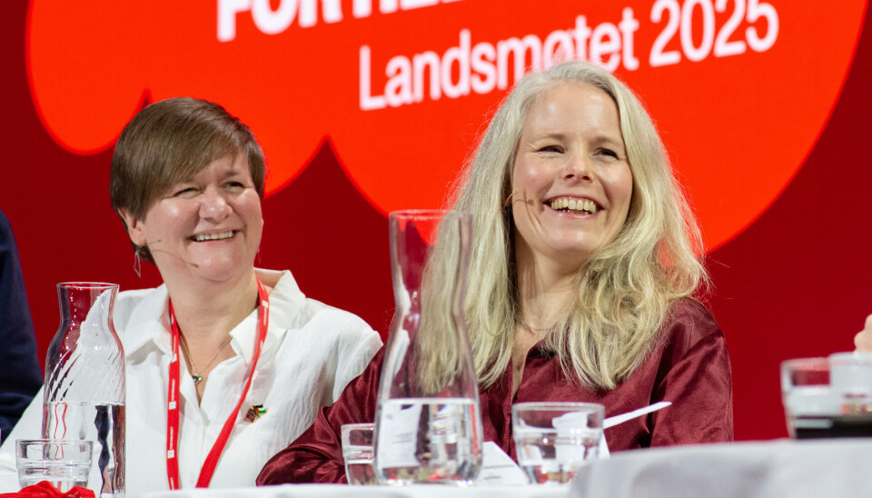SAMARBEID: Helene Skeibrok og Kirsti Bergstø (SV) under landsmøtet til Fagforbundet.