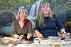 Unni Gudbrandstuen og Turid Iren Drønnesund på Oasen Dagsenter, Haram kommune.